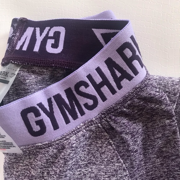 Gymshark Purple Flex Legging in Size xSmall - Picture 3 of 8